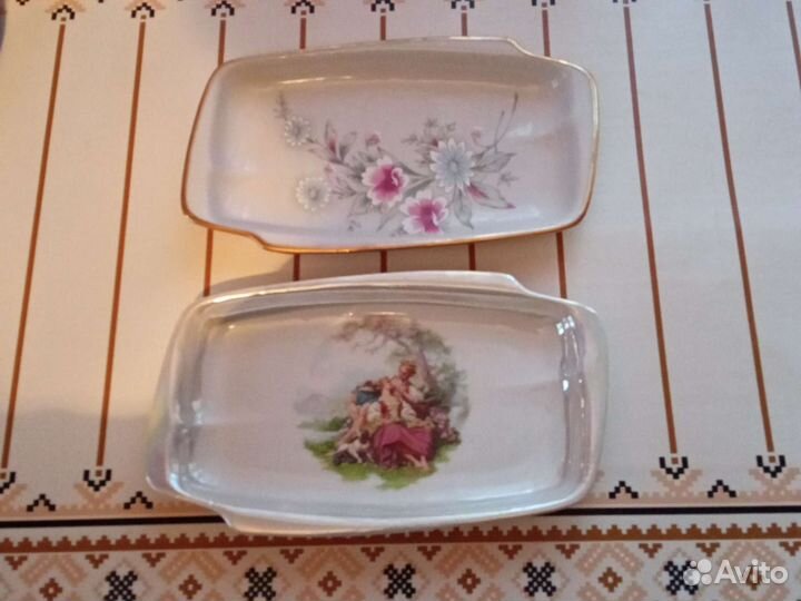 Фарфоровый подносик