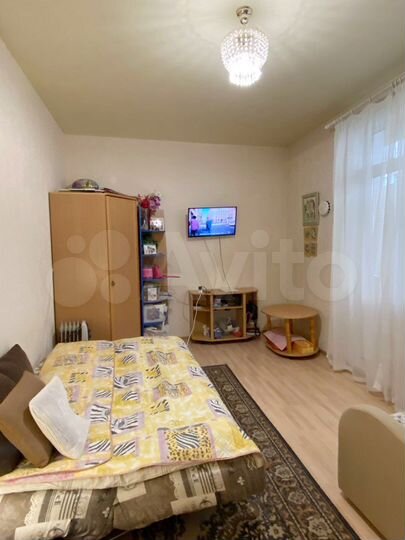 1-к. квартира, 42 м², 2/3 эт.