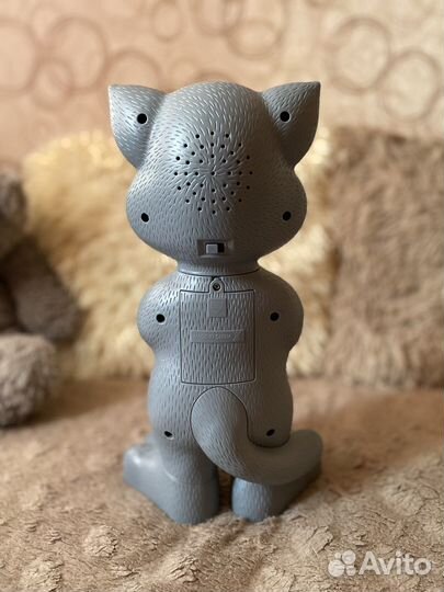 Говорящий кот Том, детская игрушка