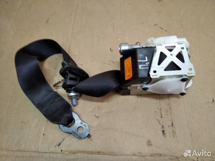 Ремень безопасности передний левый w171 SLK-clas