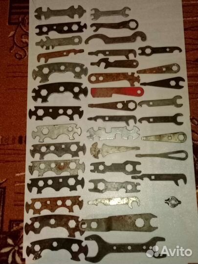 Ключи в лоте 39 шт. Цена за все