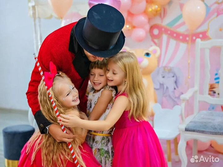 Аниматор и 7 зверюшек на детский праздник