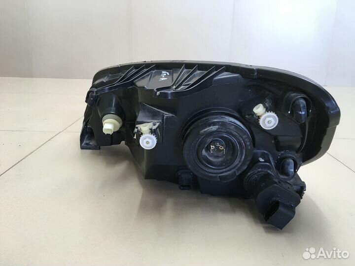 Фара правая FAW V5 81110-TKA50