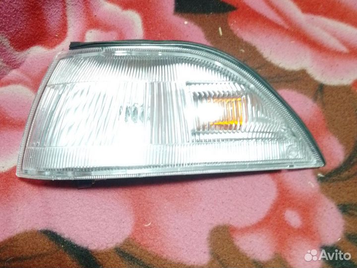 Габарит левый 1989-1991 на Тойоту сприн
