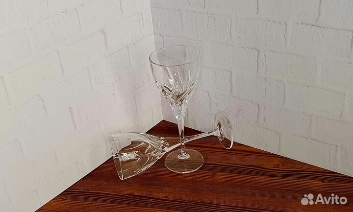 Бокалы для вина, шампанского, виски