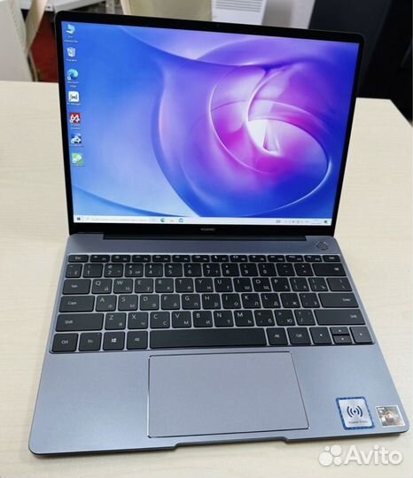 Ноутбук Huawei matebook 13