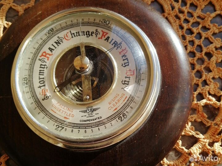 Барометр Англия