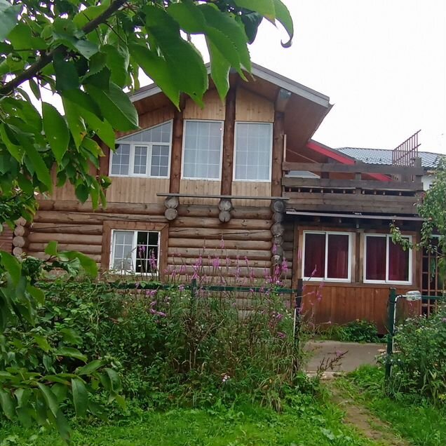 Дом 128 м² на участке 8 сот.