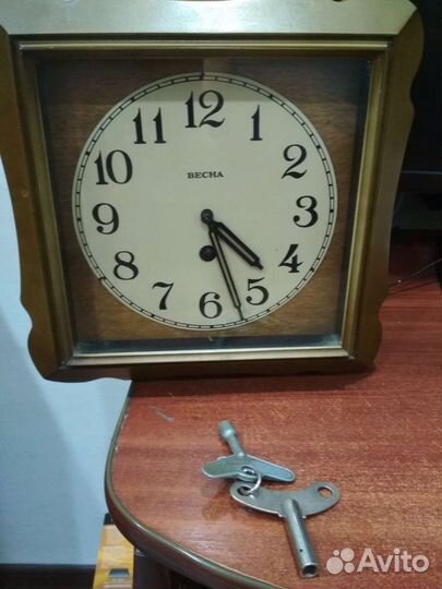 Настенные часы