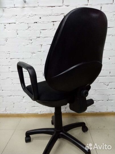 Компьютерное кресло comfort GTP C-11