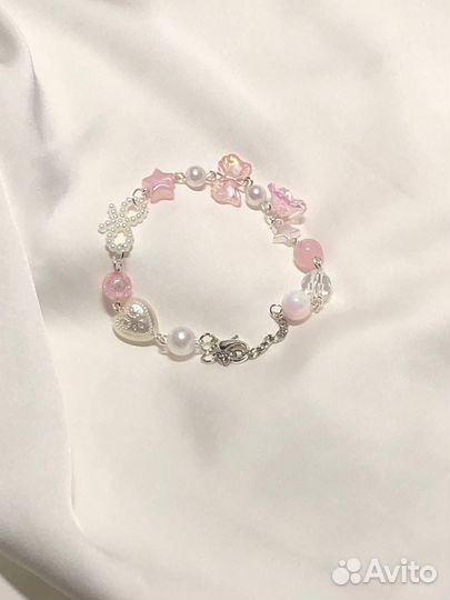 Милый браслет из бусин ручной работы