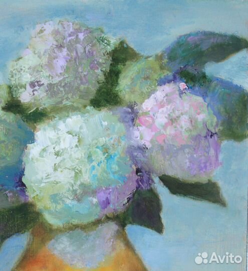 Картина маслом цветы гортензия в золотой вазе