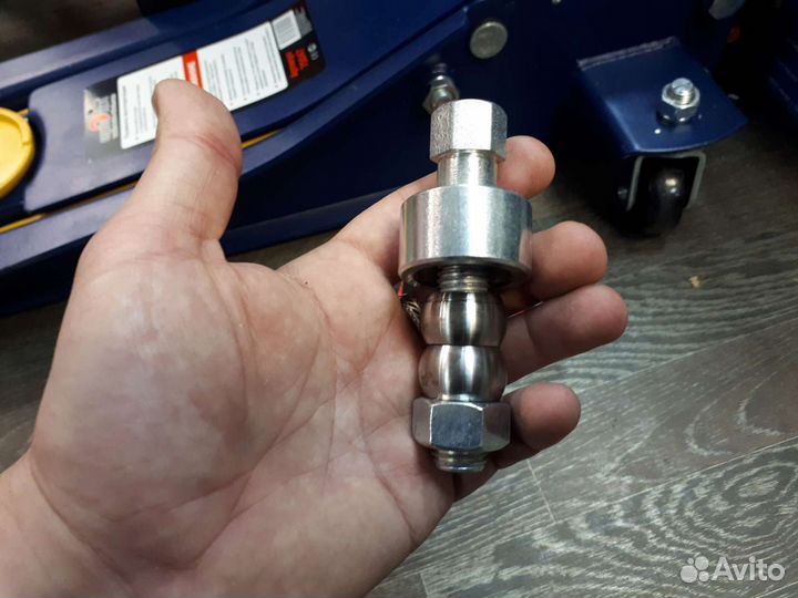 Приспособление протяжки втулок шкворней дорн