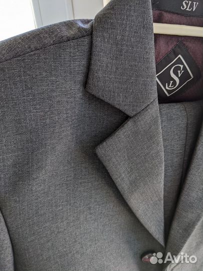 Школьный костюм для мальчика серый 140