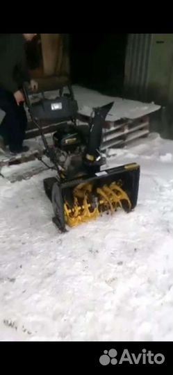 Снегоуборщик Champion stt1170e