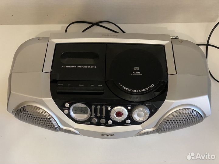 Бронь.Магнитола Philips AZ2040, с CD плеером