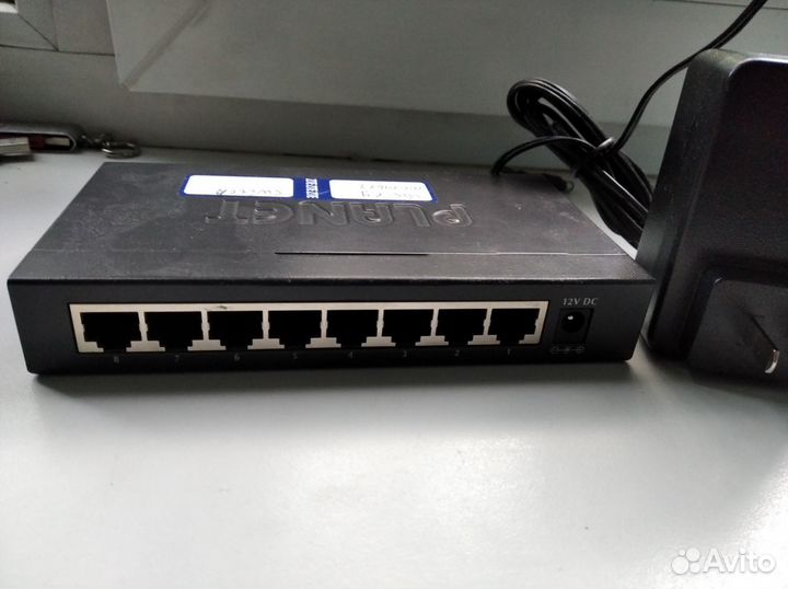 Свитч Planet FSD-803