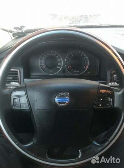 Эмблема на руль Volvo