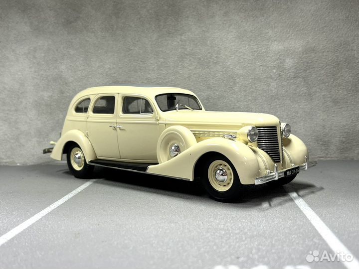 Коллекционная модель Зис-101А 1:24 Hachette