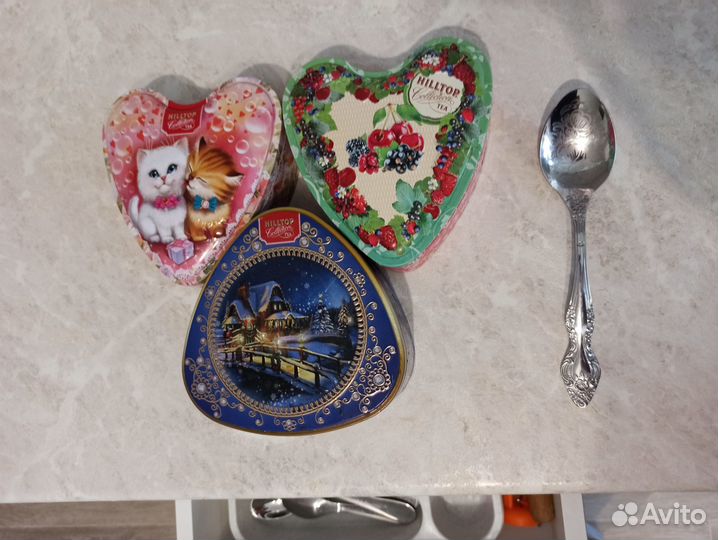 Полка для крышек, фужеры