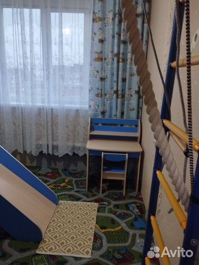 Детская кровать с горкой