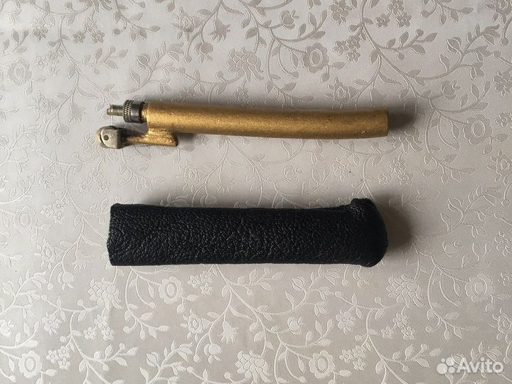 Зажигалка золотистая, ручная авторская работа