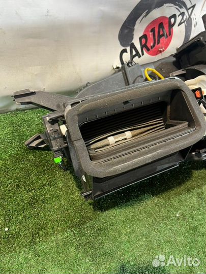 Печка Honda Vezel RU3 LEB 2014