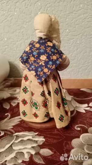 Коллекционная декоративная игрушка