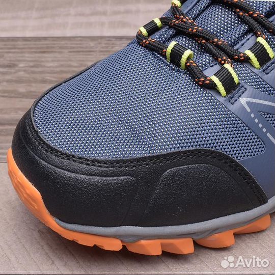 Ботинки мужские высокие кроссовки вездеходы 45 р