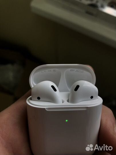 AirPods 2