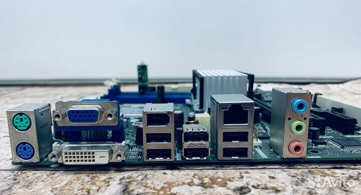 Intel DG35EC Intel G35, форм-фактор: microATX