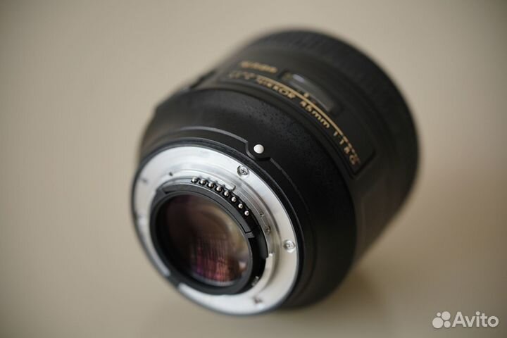 Nikon 85mm f 1.8g af s Nikkor