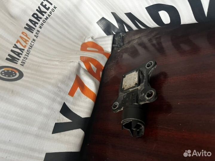 Датчик положения распредвала Peugeot 308 1.6 EP6