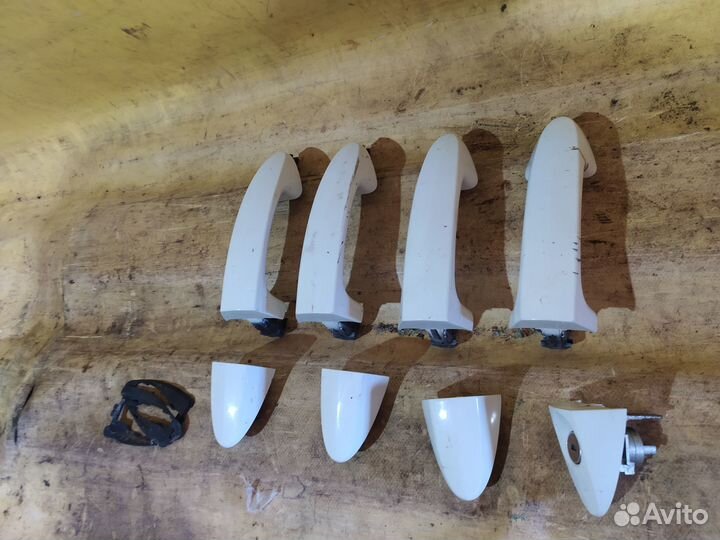 Ручка двери наружная Ford Fiesta 2008-2019 Форд