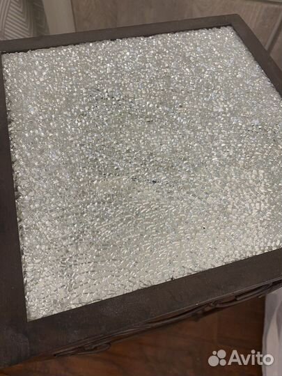 Подставка под цветы металлическая