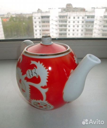 Фарфор чайник песочное, 0,65л, крытье,СССР