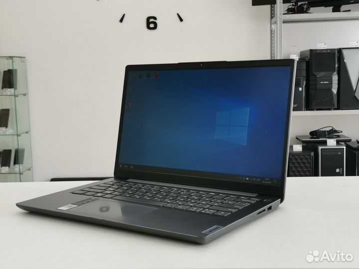 Бизнес ноутбук Lenovo IdeaPad 3