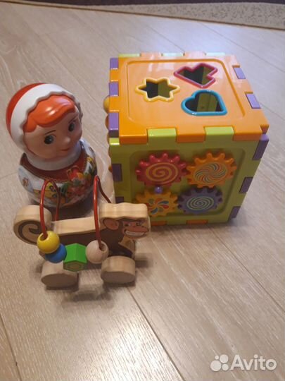 Развивающие игрушки для малышей