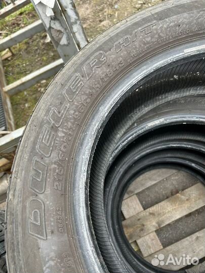 Bridgestone Dueler H/T 215/60 R17 96H