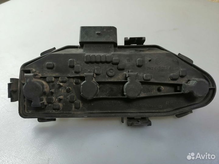 Плата заднего левого фонаря Volkswagen Transporter