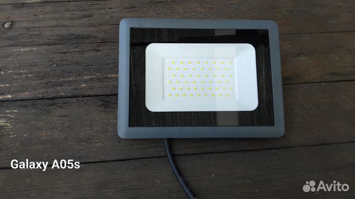 Светодиодный прожектор 70вт