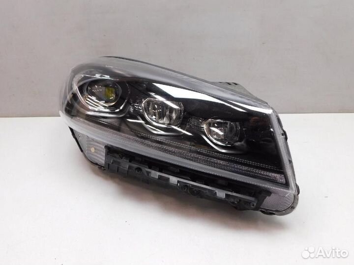 Фара правая Kia Sorento/Sorento Prime