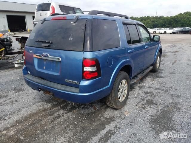 В разборе Ford Explorer 4, 2009год