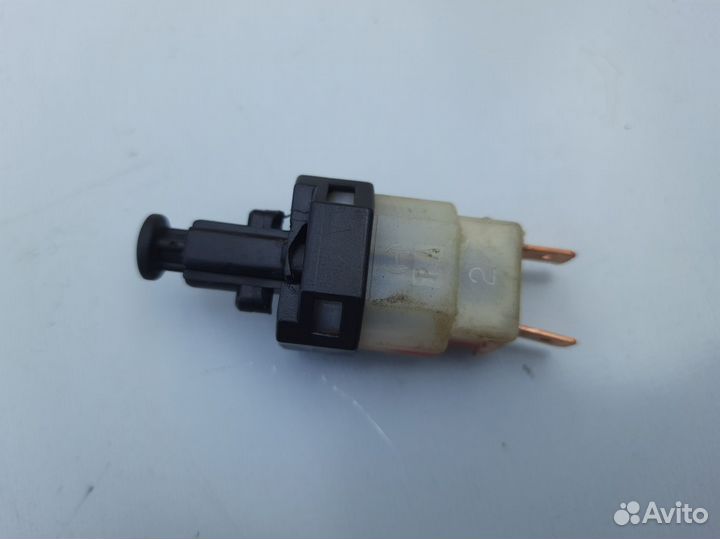 Датчик включения стопсигнала Daewoo Matiz