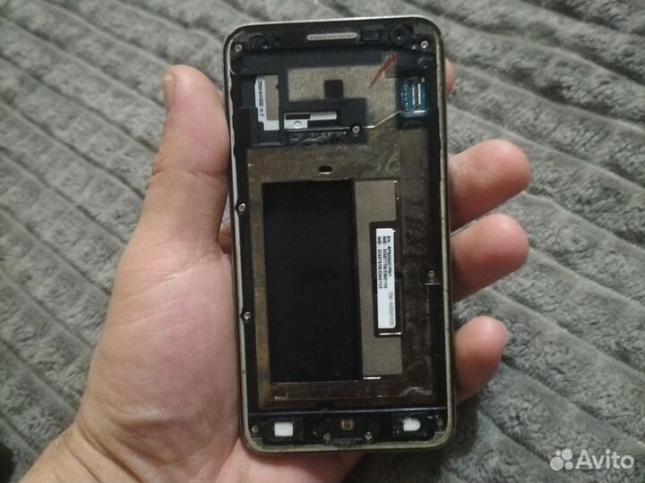 Samsung Galaxy A3 SM-A300F, 16 ГБ