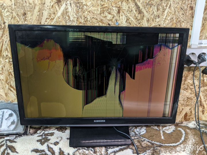 Телевизор Samsung 24