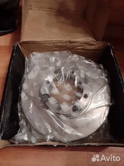 Тормозные диски новые передние Hyundai accent I