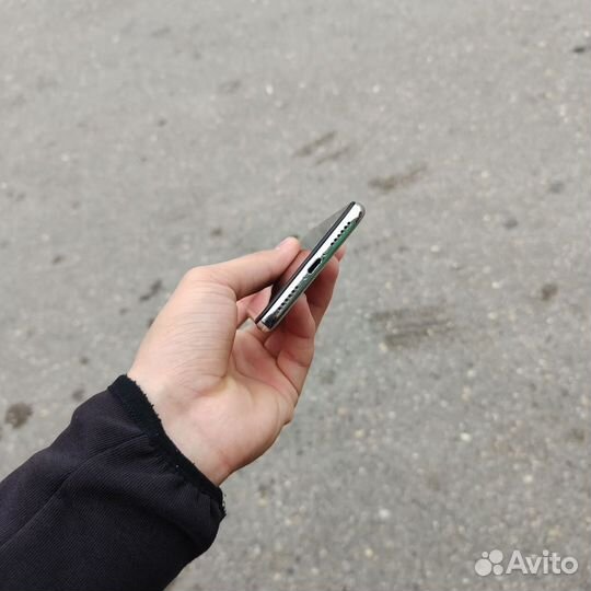 iPhone X, 256 ГБ