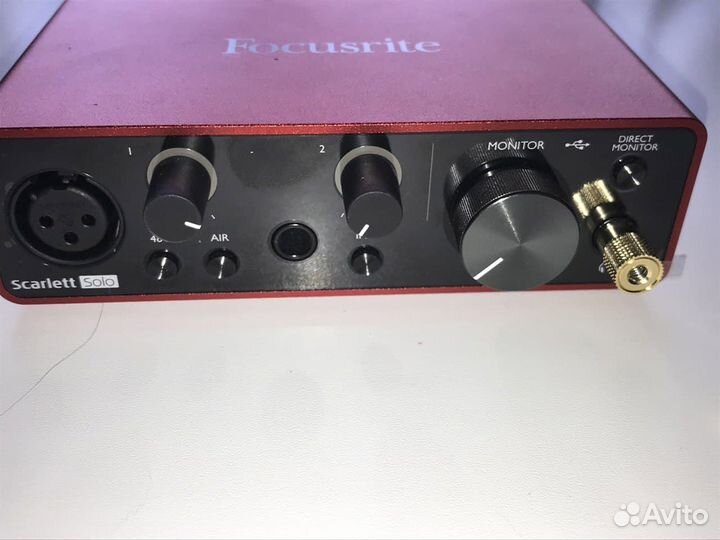 Focusrite Scarlett Solo 3rd Gen + Shure MV7