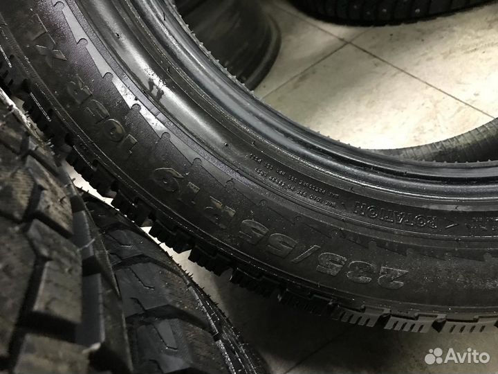 Nokian Hakkapeliitta R 235/55 R19 105R